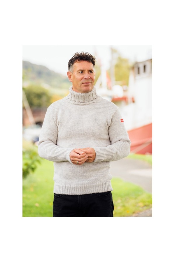 Grampian Undyed Wool Sweater - Light Grey Welsh